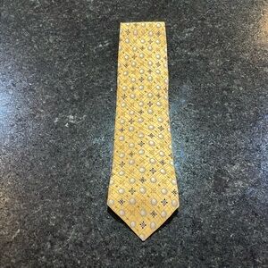 Cutter & Buck Yellow Silk Tie Golf Ball & Geometric Pattern Excellent Condition